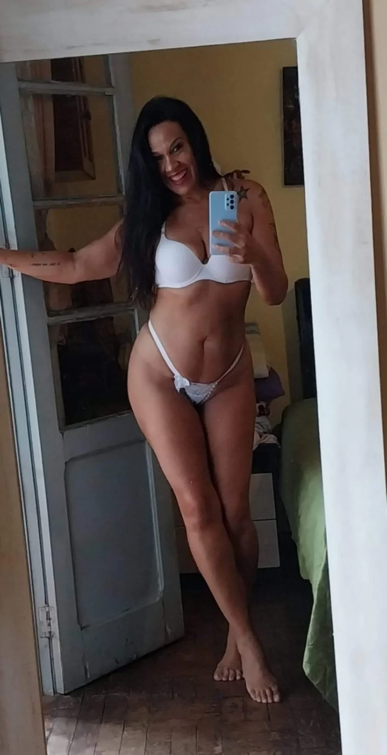 Milf 50 image 28