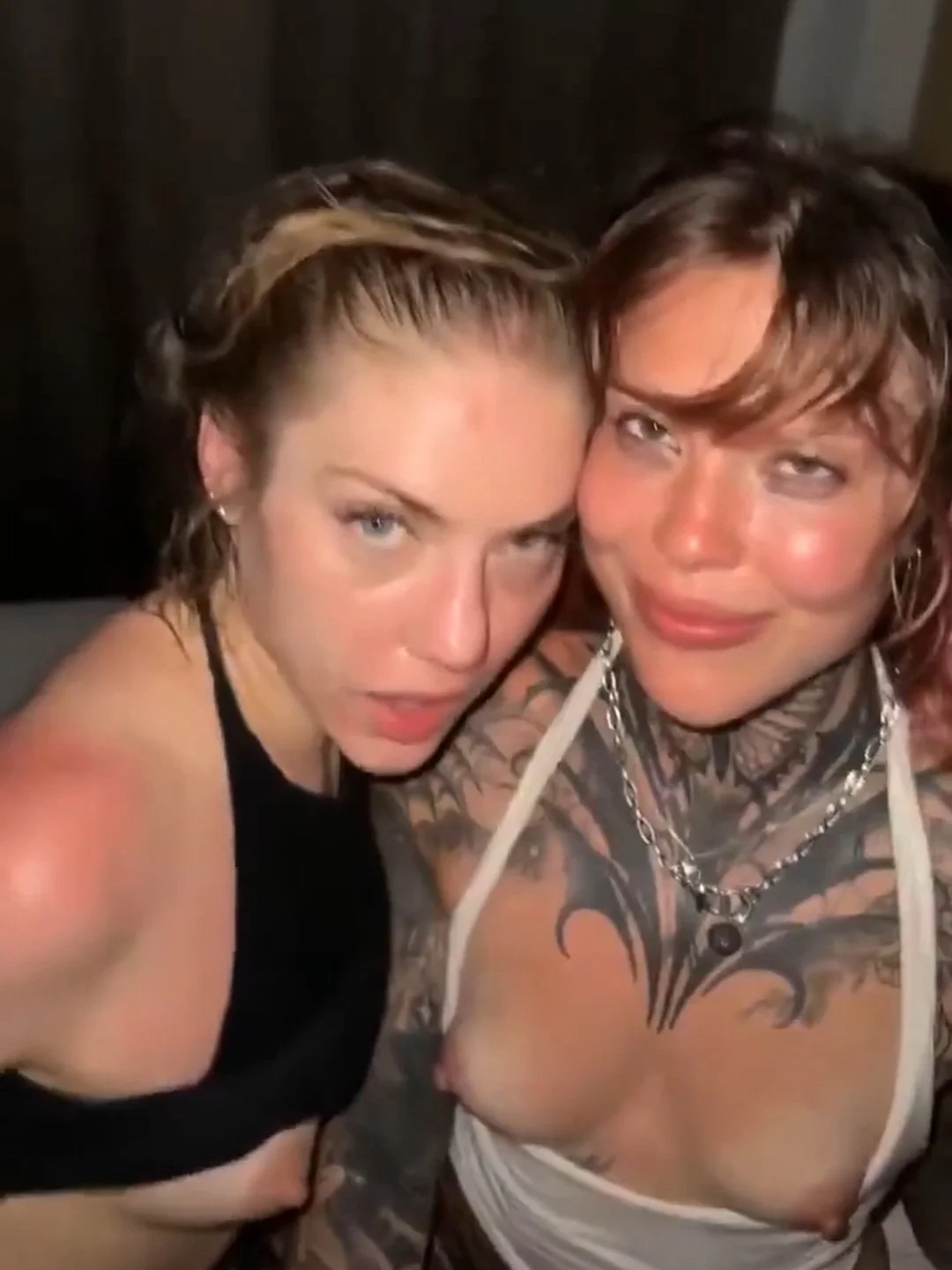 I love crazy sluts 😈 main image
