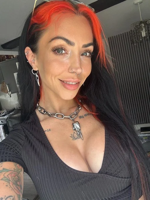 ONLYEM♥️ image 2