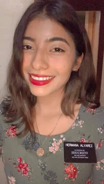 Mormona caliente Itzel cover image
