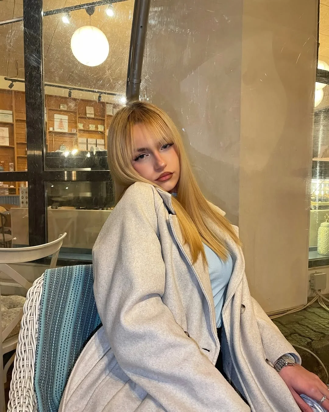 Stunning teen slut Ana image 19