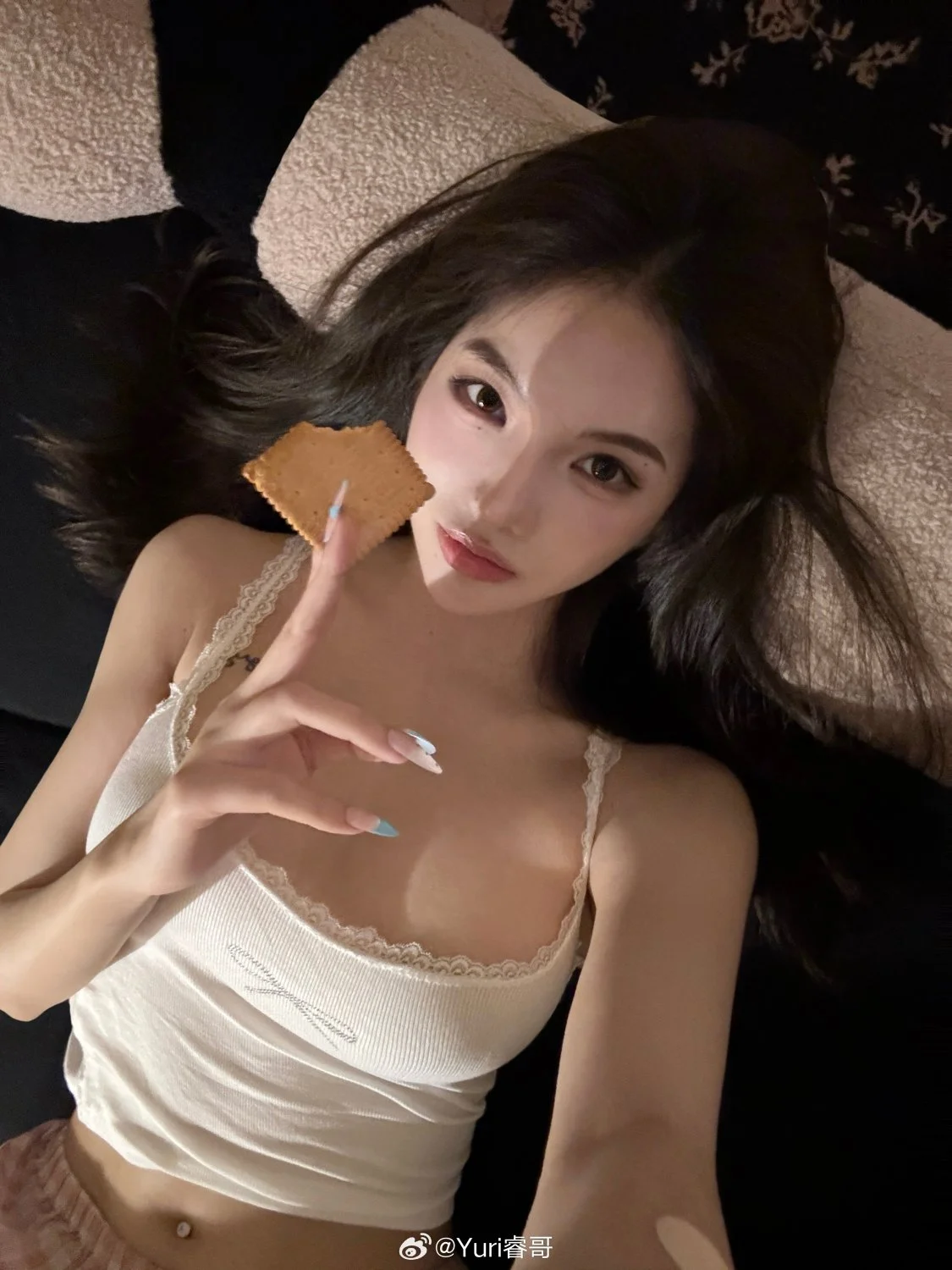 Yuri Onlyfans image 10