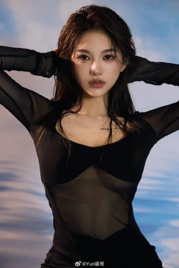 Yuri Onlyfans image 31