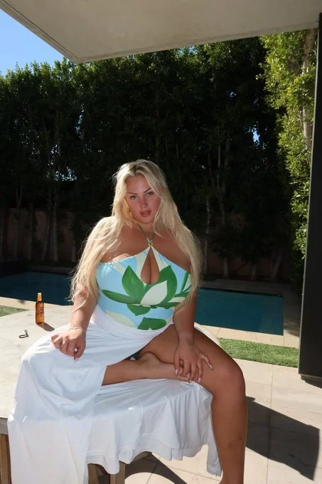 BELLE BROOKS🐦 image 4
