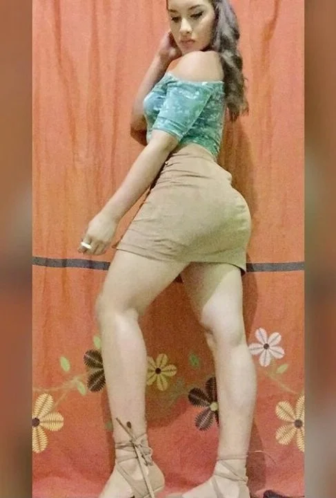 Daniela Rincon Universitaria image 19