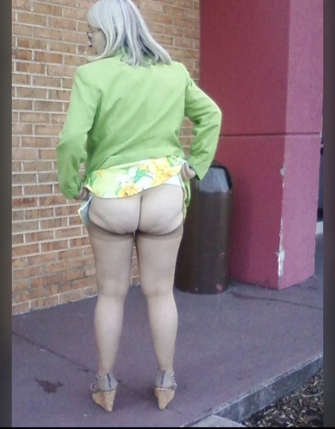 The Dirty Nasty Granny Whore Ellen image 20