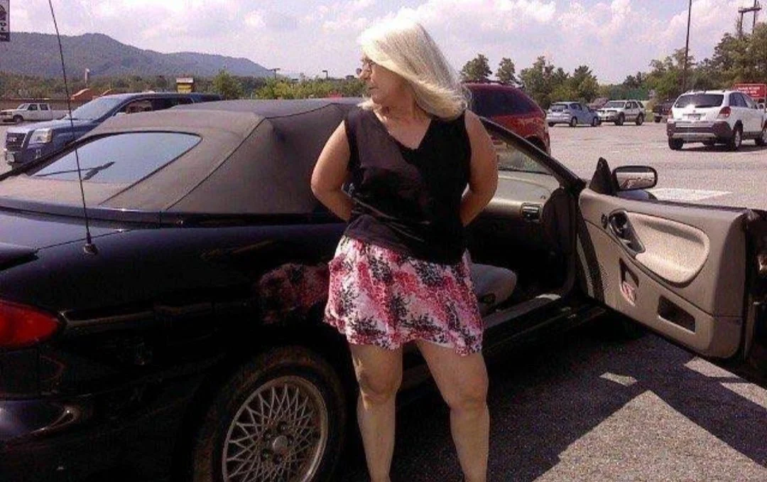 The Dirty Nasty Granny Whore Ellen image 6