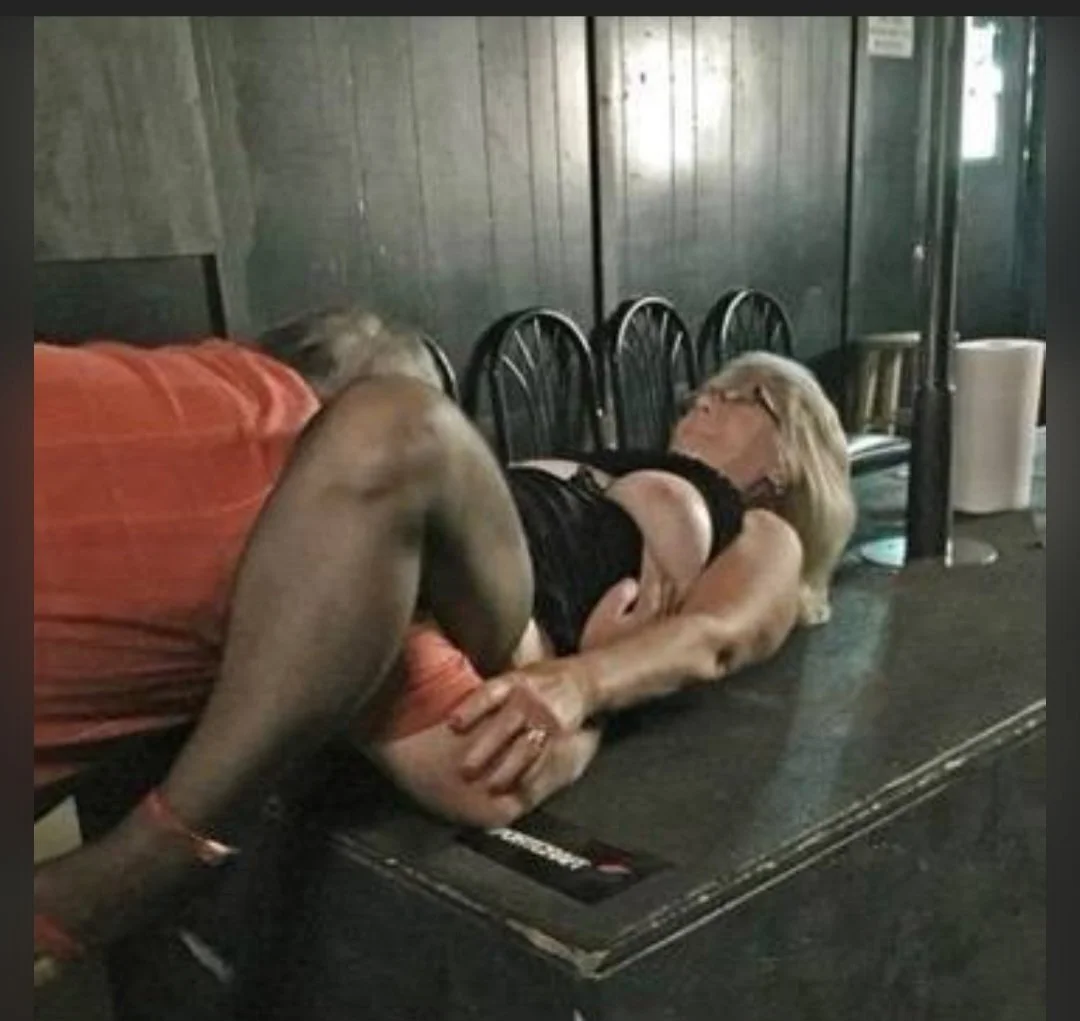 The Dirty Nasty Granny Whore Ellen image 7
