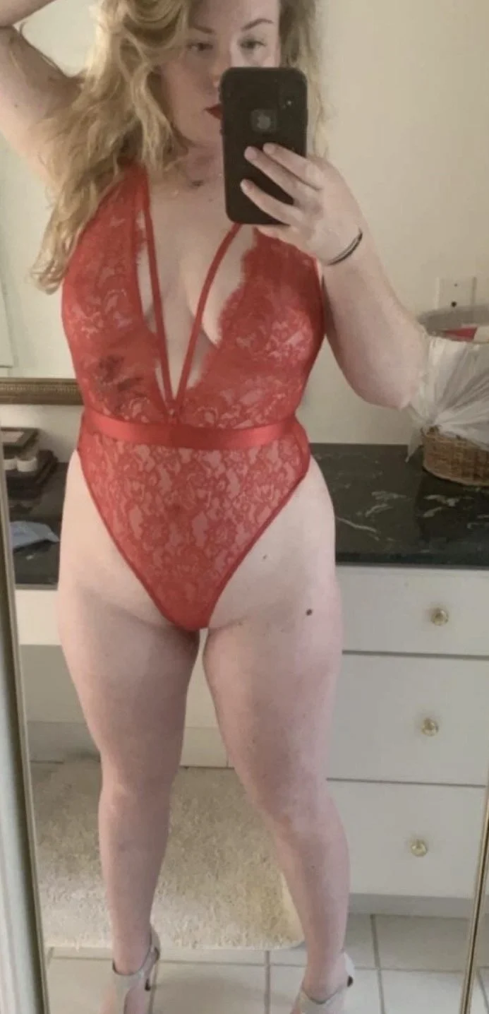 Jaclyn a Big Titted Thick lSlut image 9