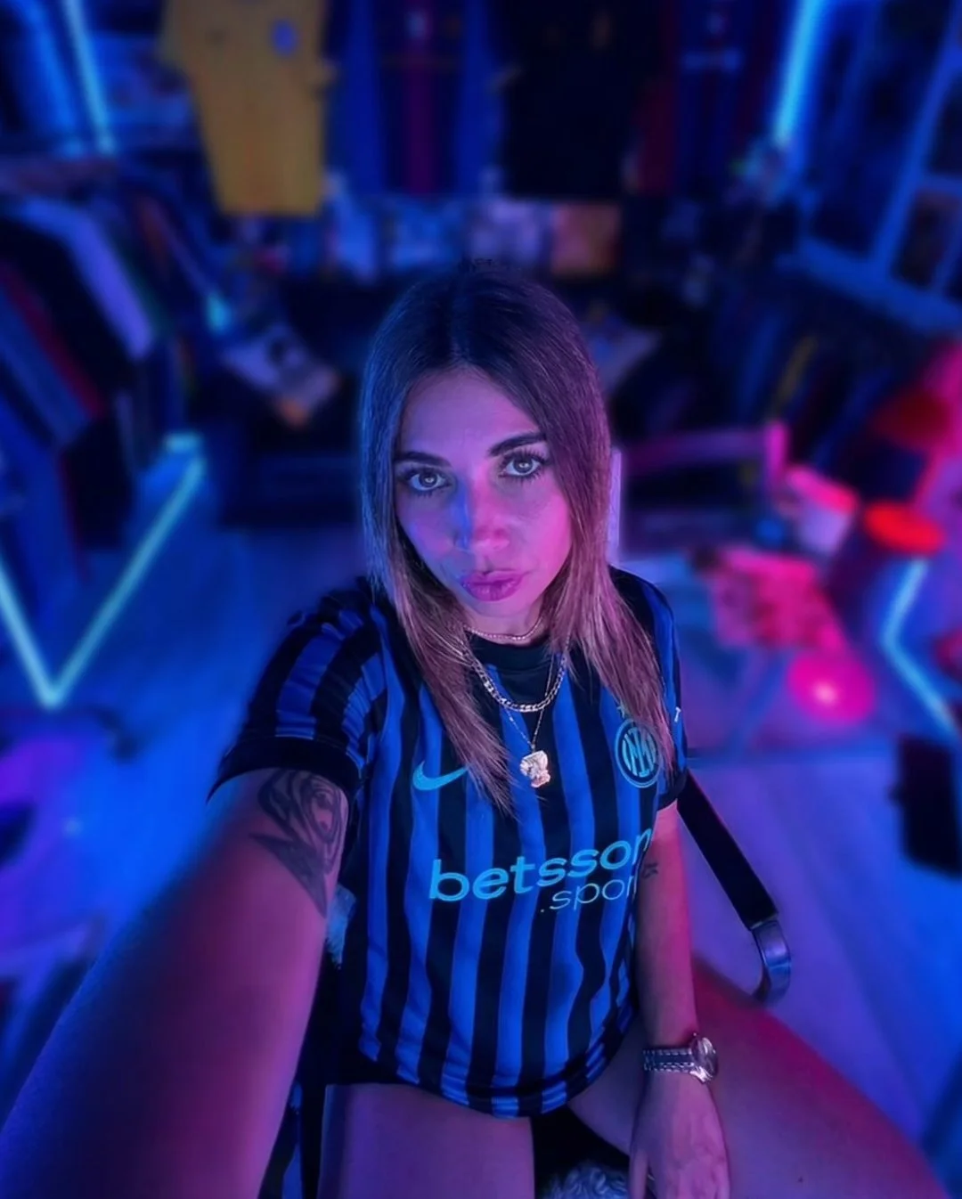 Benedetta Basili hot italian football influencer image 13