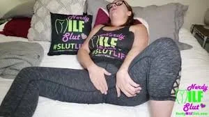 Nerdy Colorado MILF hotwife image 5
