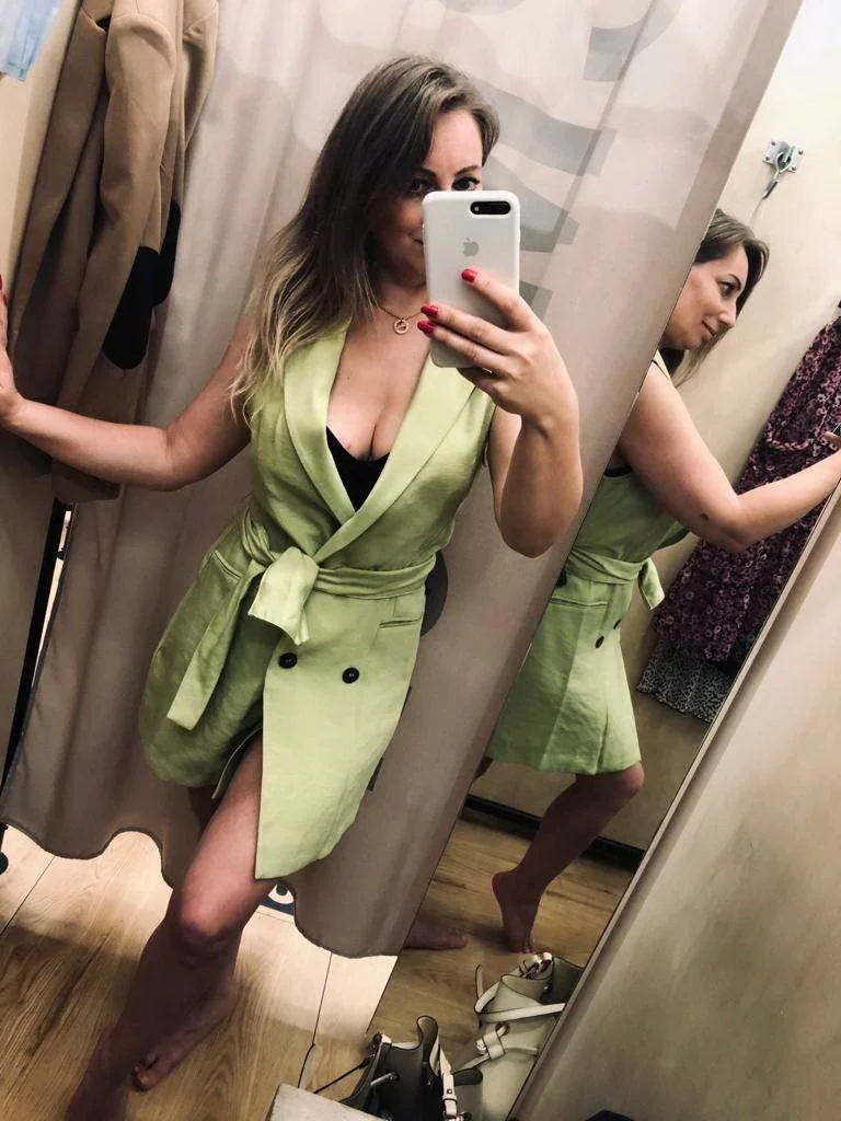Czech Wife image 25