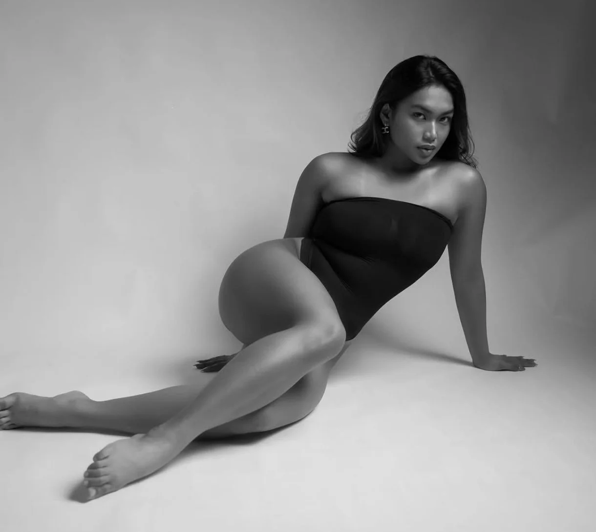 Insanely hot Filipina swimmer. Other worldly hot. I wanna drown my dick in her. image 5