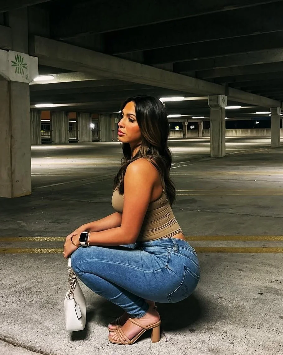 Pretty Latina slut with an amazing curvy body image 20