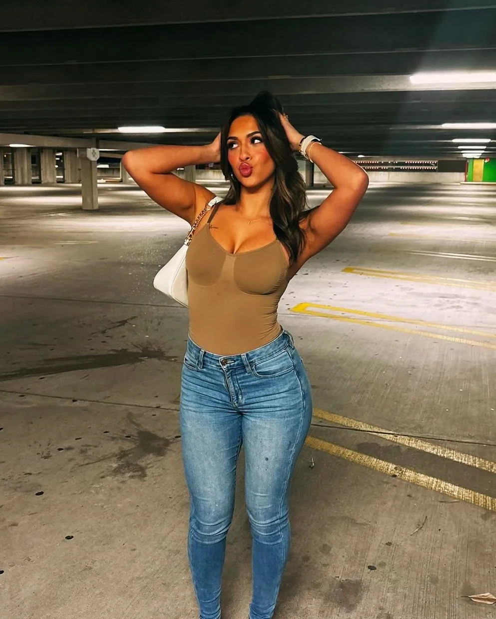 Pretty Latina slut with an amazing curvy body image 27