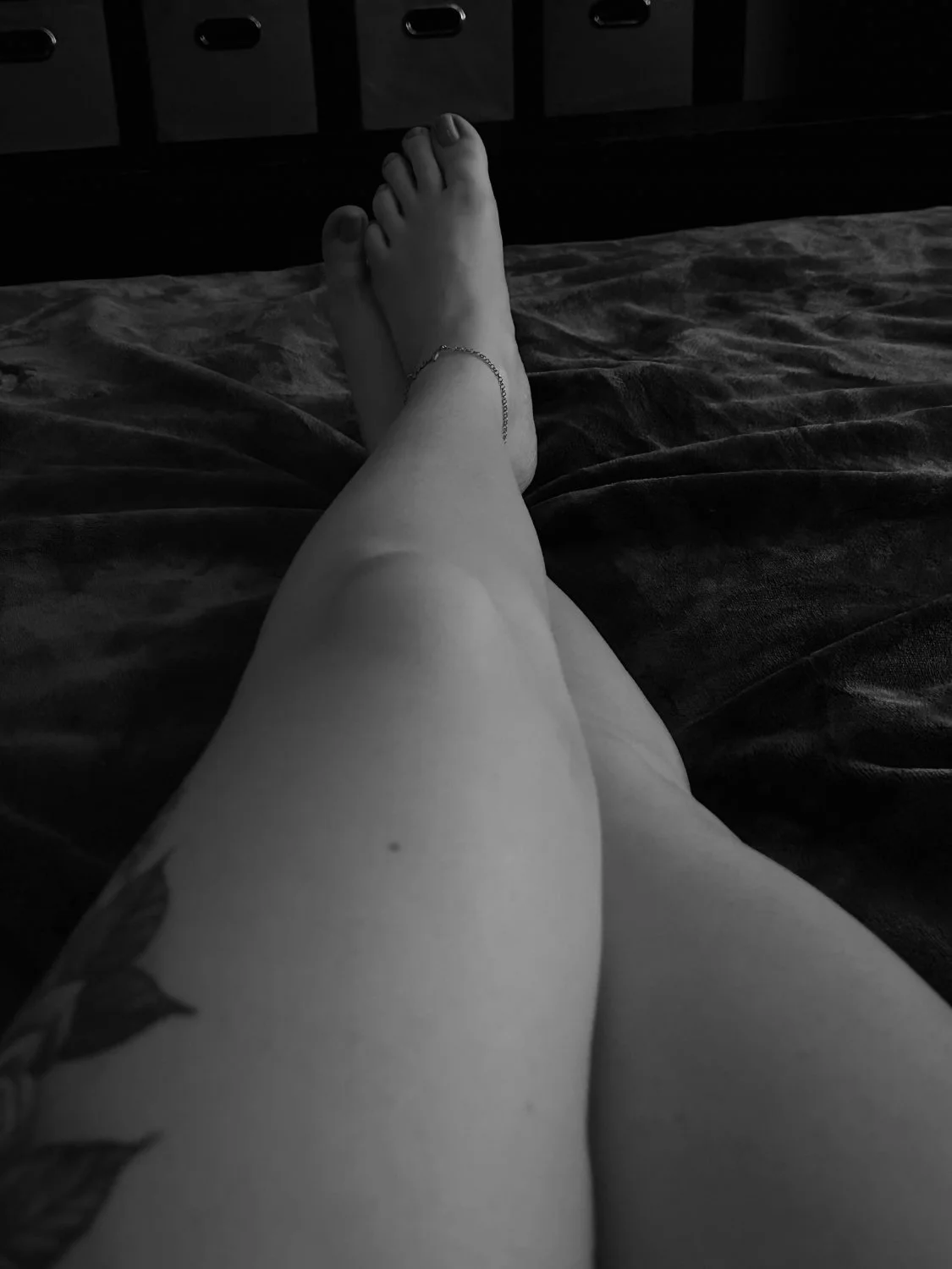 Colorado Foot Slut Kelly image 16