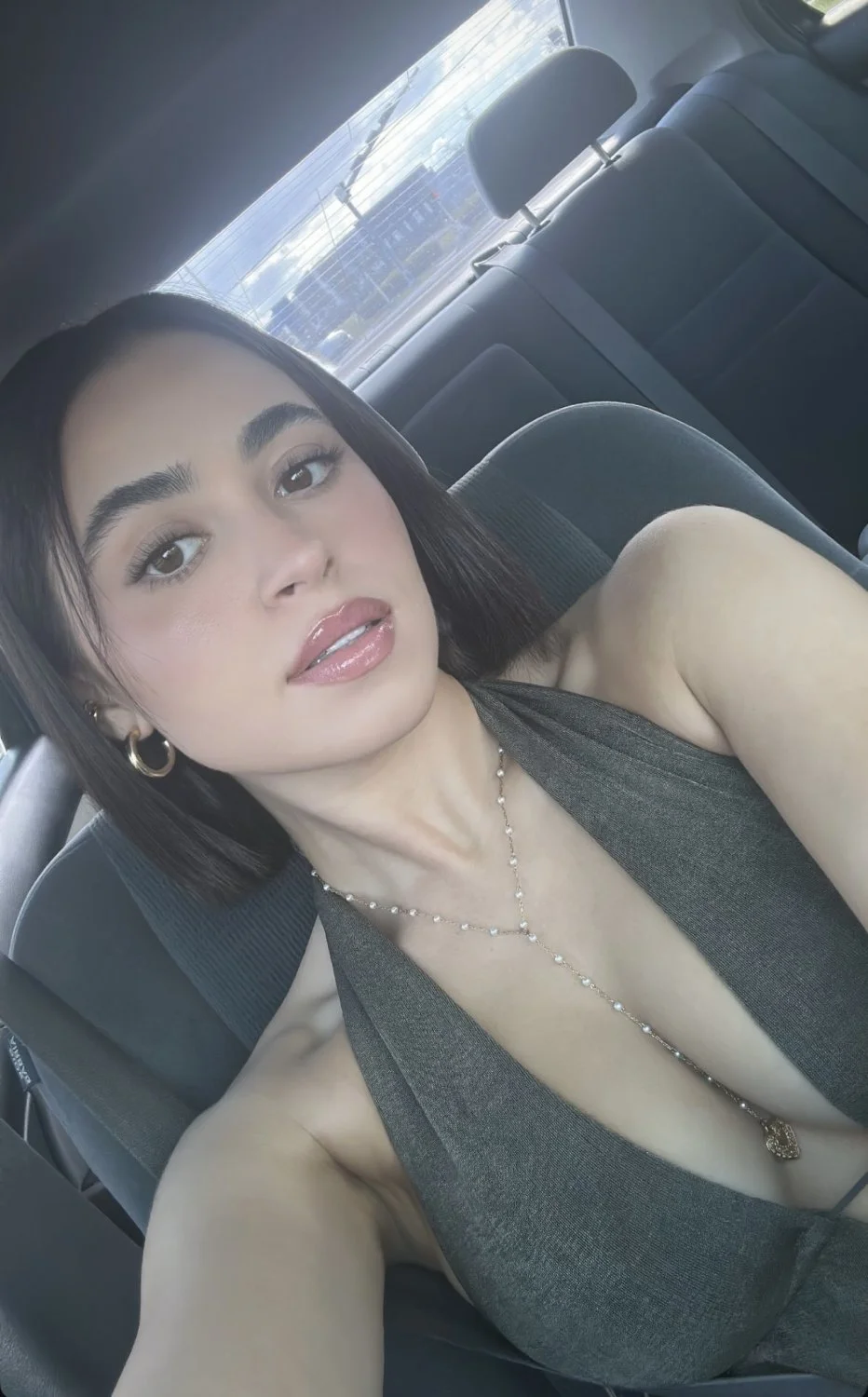 Gorgeous Miami Latina with big tits image 17