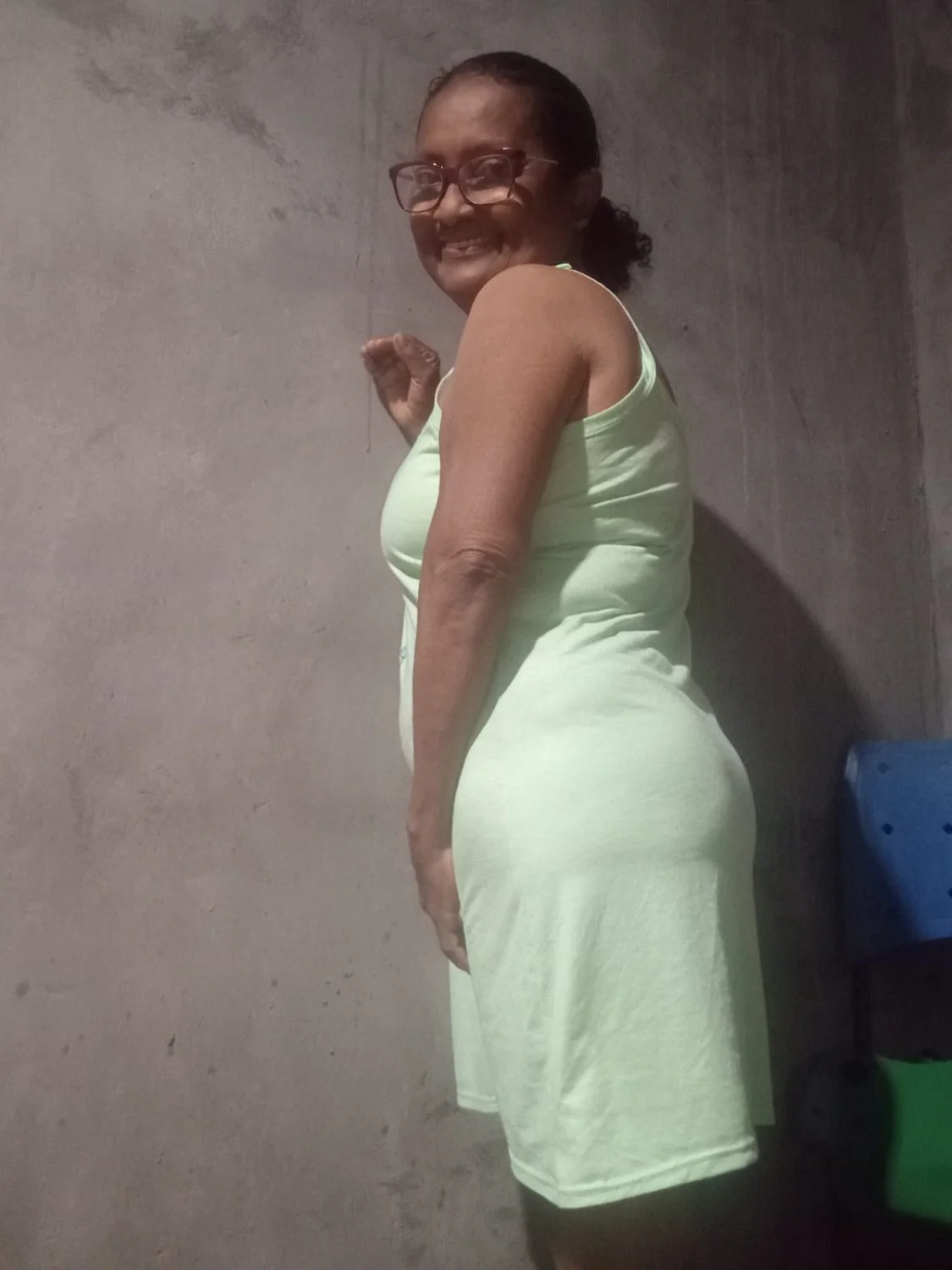 Vovó de manaus peituda image 3