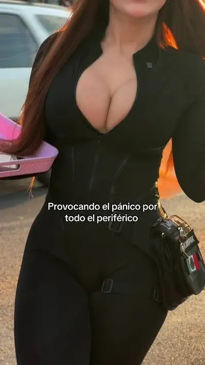 Sandra (ladypays) buenísima tik toker mexicana cover image