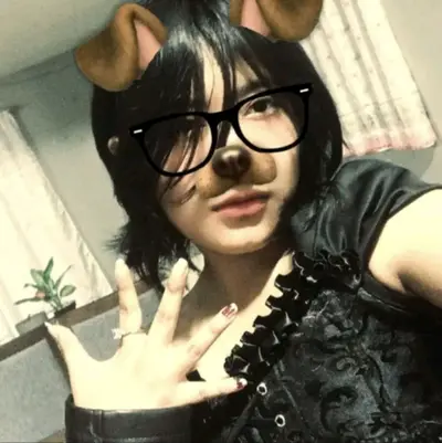 Mais uma gotica putinha vazada peladinha branquinha safada exibindo cuzinho! novos video , amador cover image