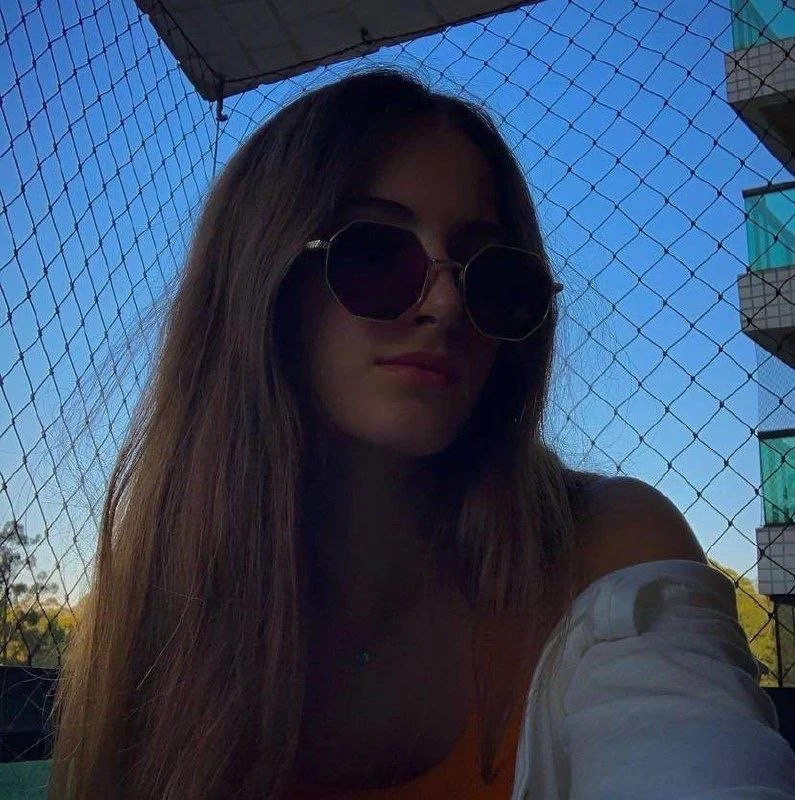 Vazou novinha dando em cima da pia do banheiro image 2