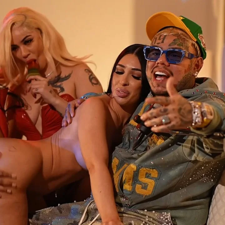 6ix̂9iñe interviewed while hoes bounce around in the back image 3