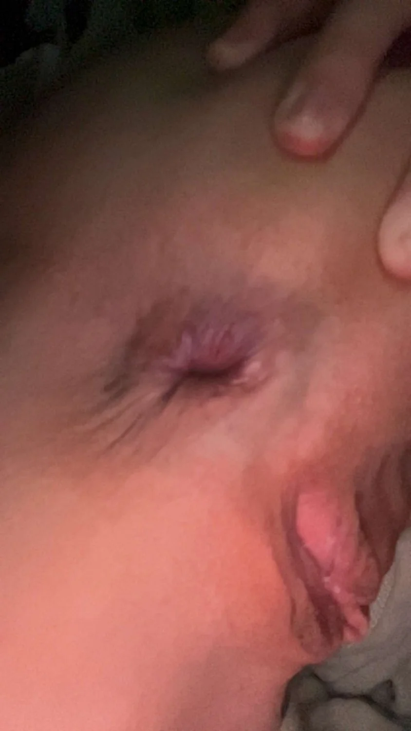 My slut ex-girlfriend loves exposing herself image 6