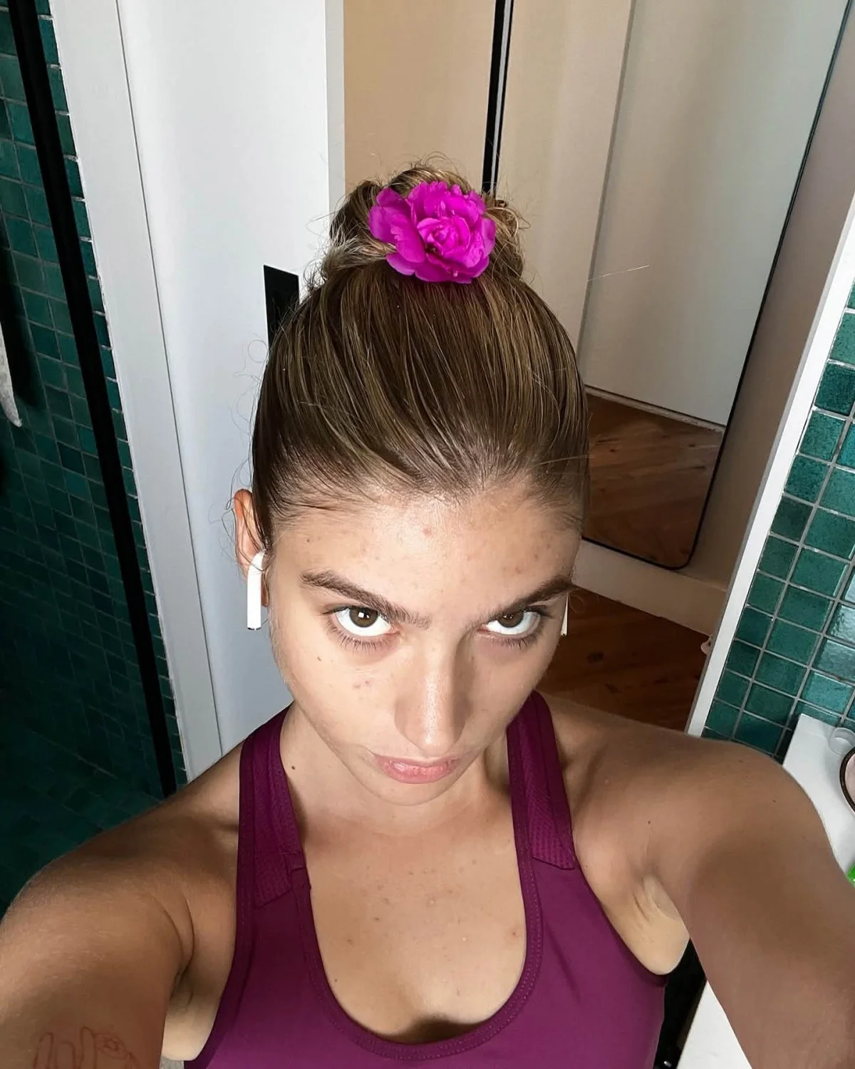 Novas Fotos na Gigi...Giovanna Grigio lindissima , muito linda , deliciosa main image