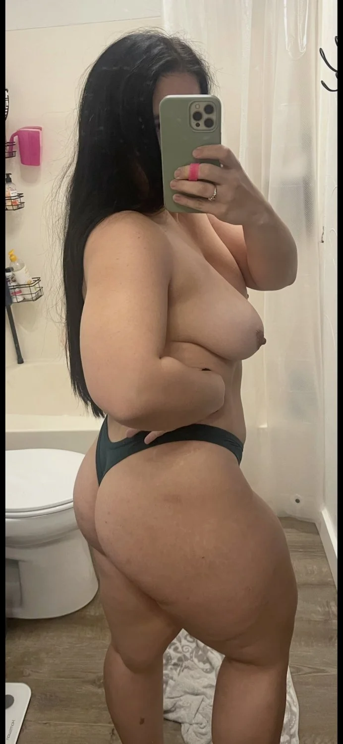 Prosper wife showing off her sexy body! image 19