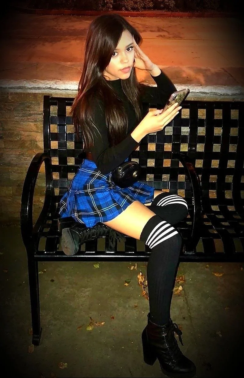 Quiero ser cornudo de Jenna Ortega. Alguien para hablar de ella? image 11