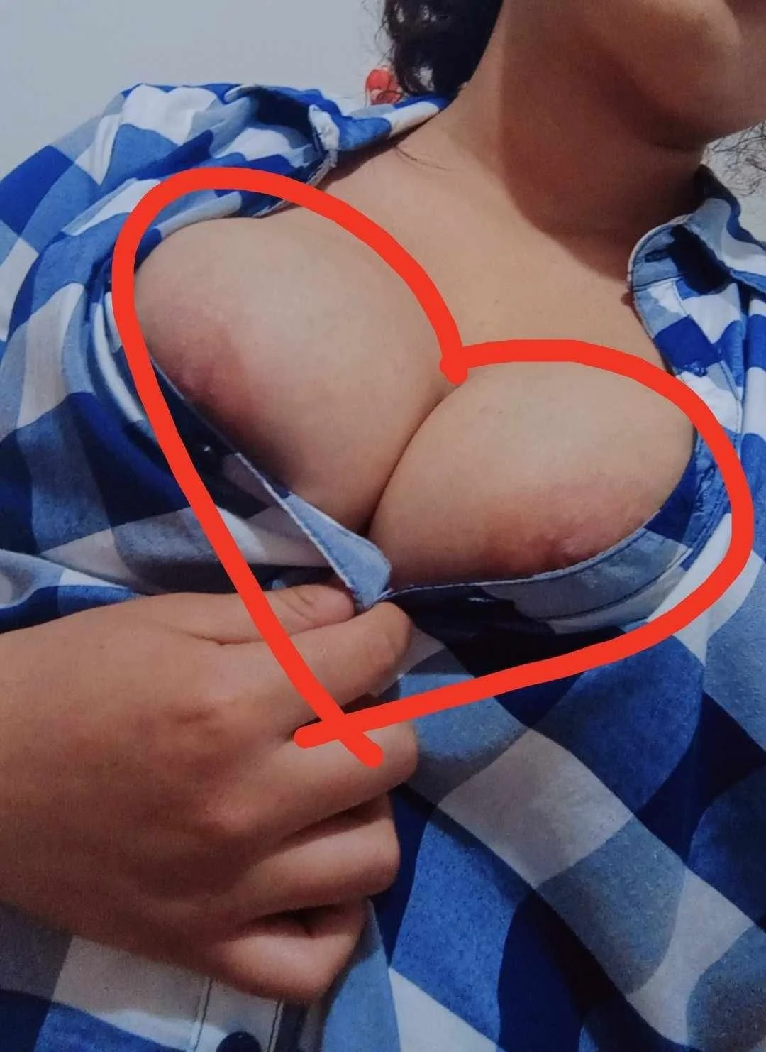 bf shares his gf's tits and milk image 3