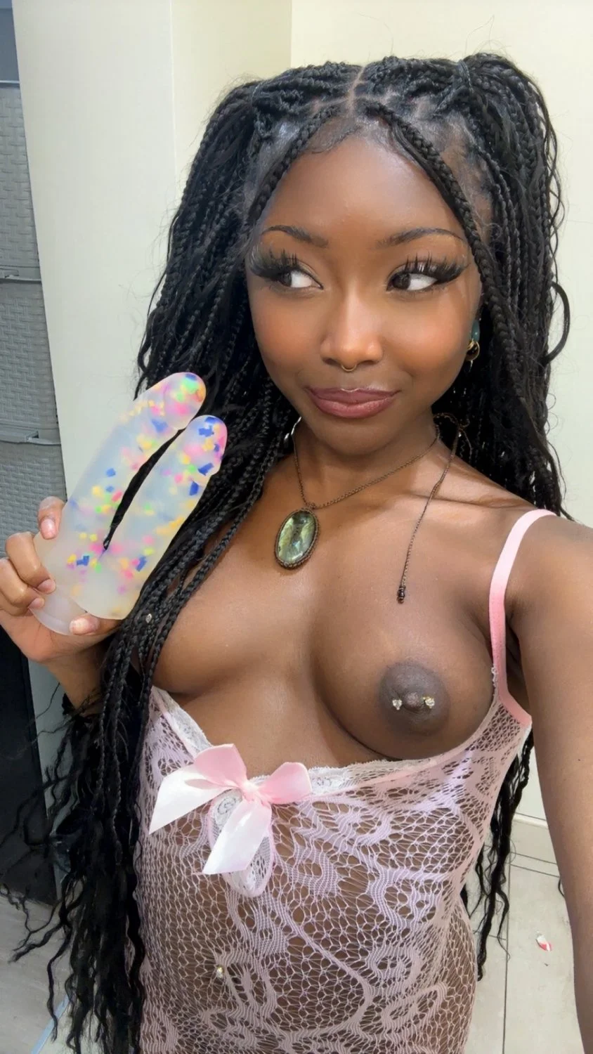Sweet ebony pyt image 2