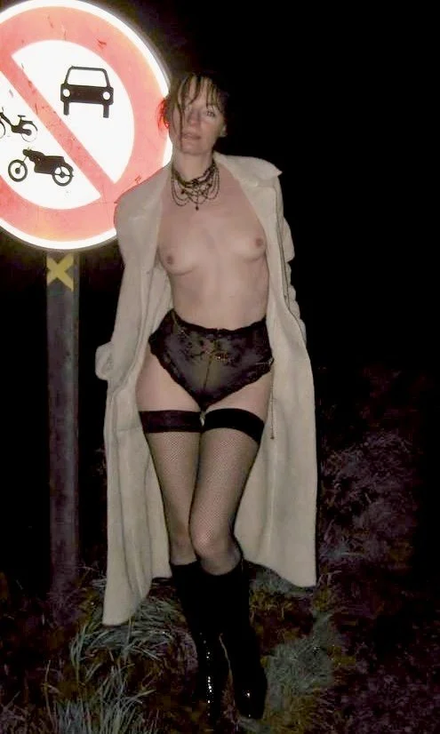 Puta, whore Huren française Ina Lemna image 6