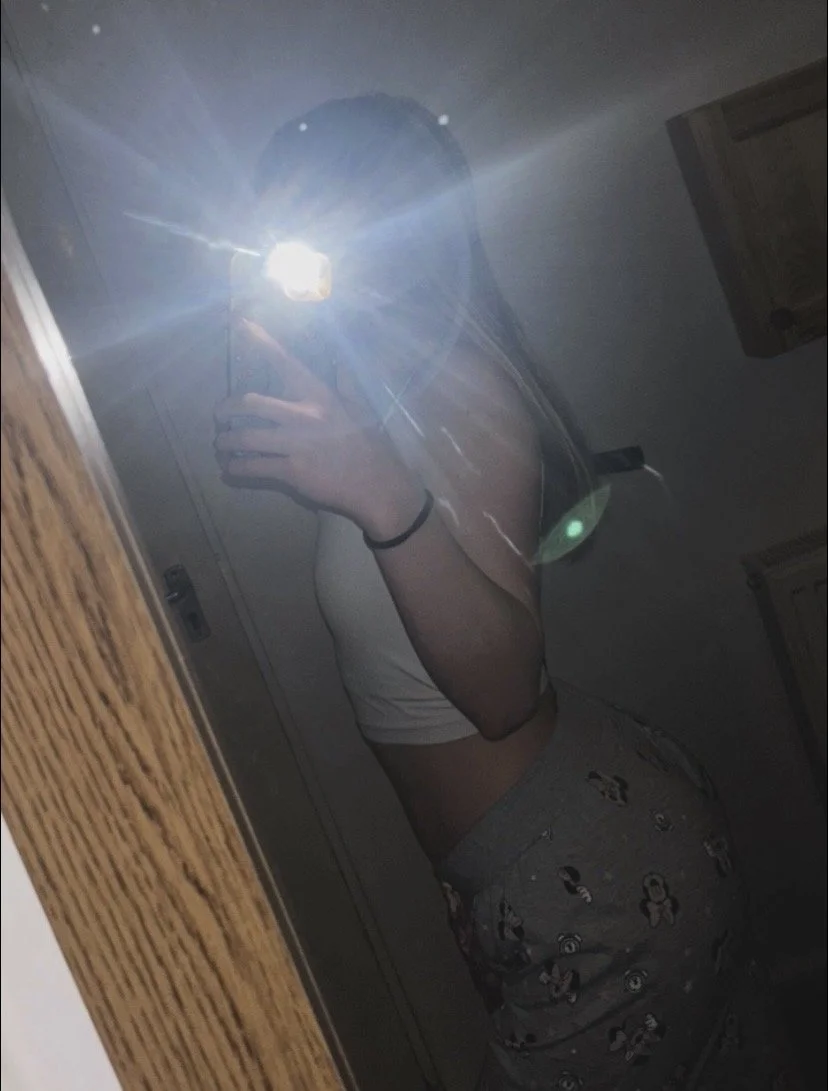 i can’t stop jerking to these pics of my sister image 18