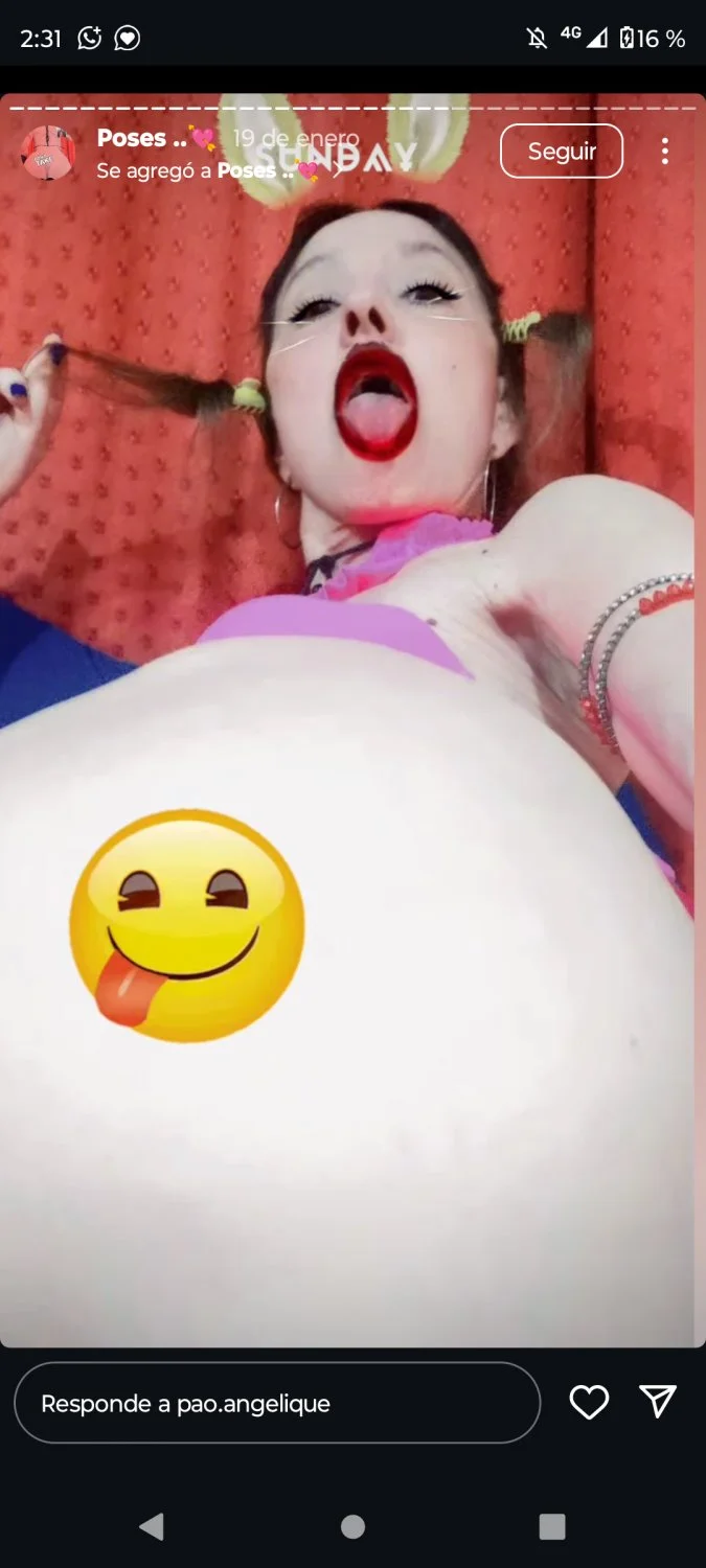 Milf Argentina del instagram Pide Pija, algo de su tecito? image 3