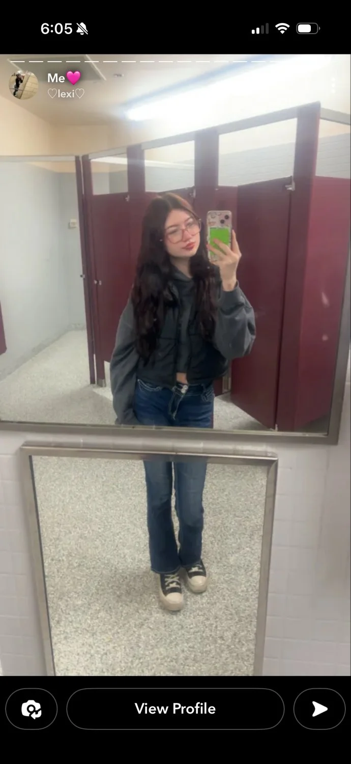 Young hoe Snapchat name: they.luvlexikay from Chahelis Washington down to fuck OF guy image 4