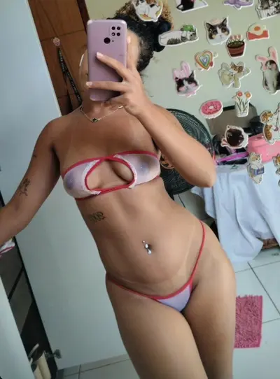 Novinha Delicinha Morena baiana vazou provocando muito putinha gostosa 🤩😈😋🙈🤤🔥 cover image