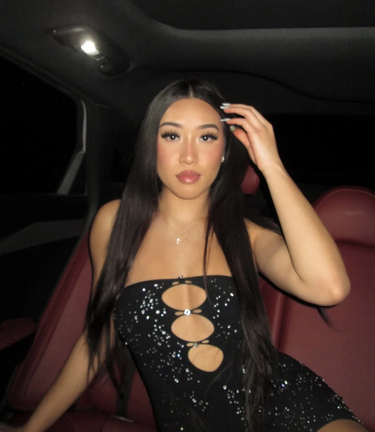 Pretty 21 yo ABG cutie image 11