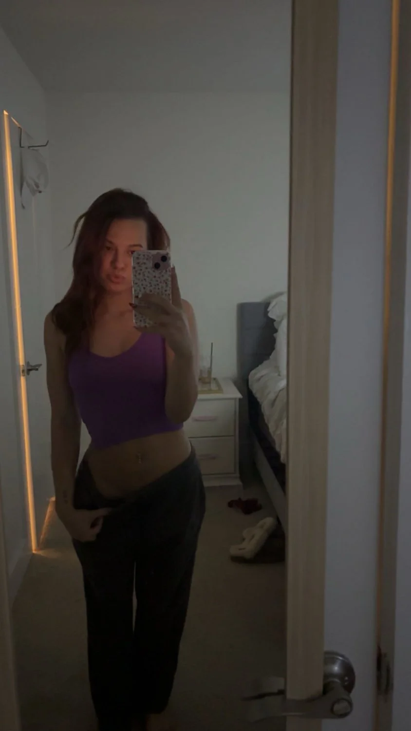 Who wants to fuck my barely legal teen ass (im 18) main image