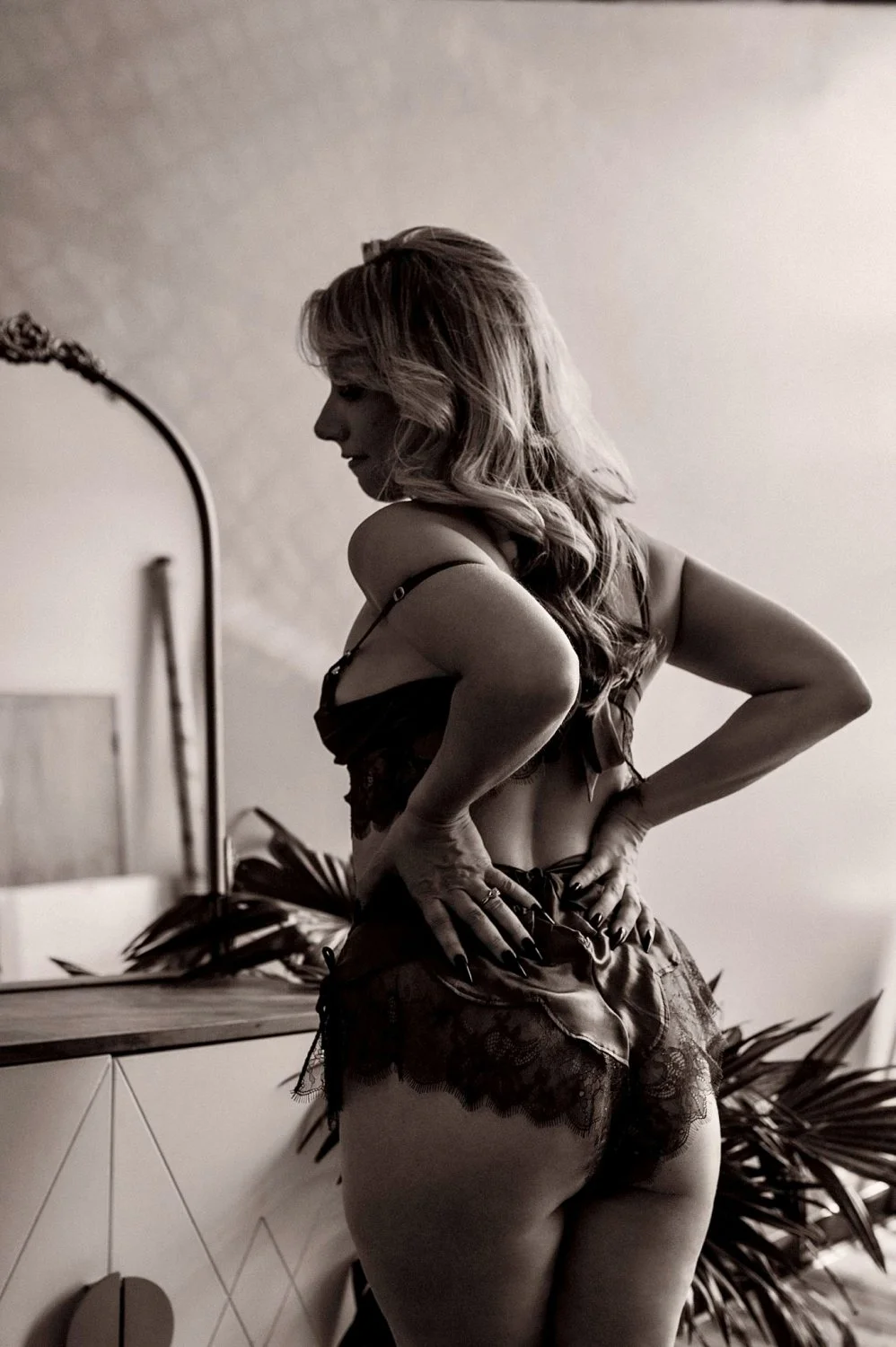 Delicious blonde boudoir image 7