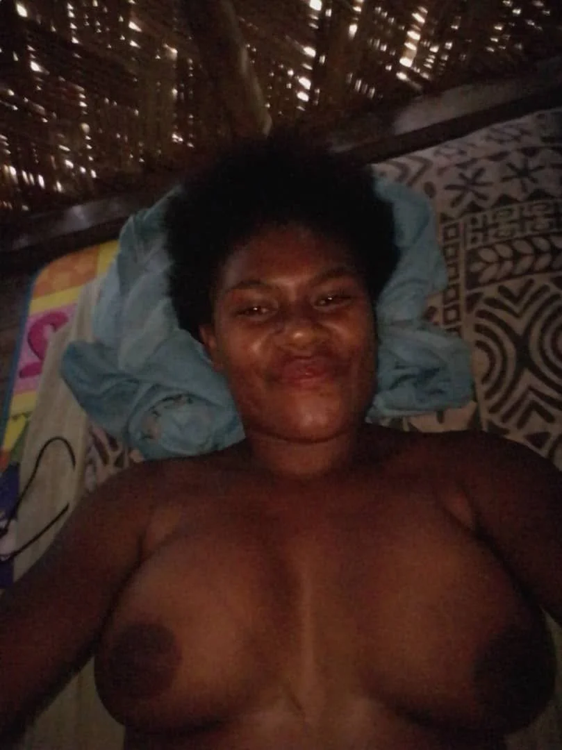 Tolai teen spread image 18