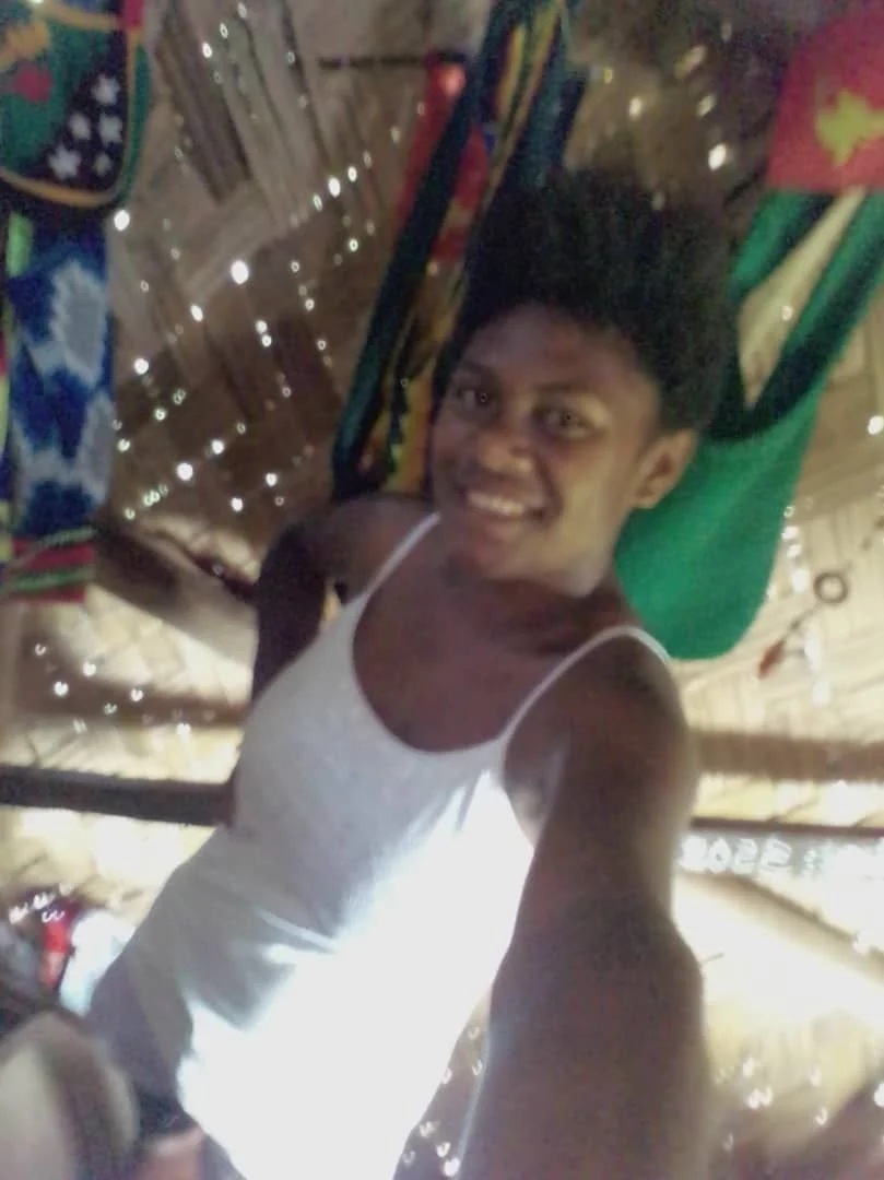 Tolai teen spread image 7