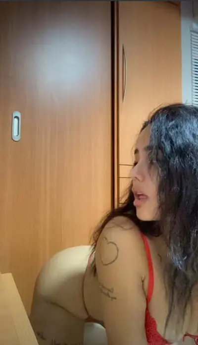 Nicoleddiazz buenísima tik toker venezolana parte 5 cover image
