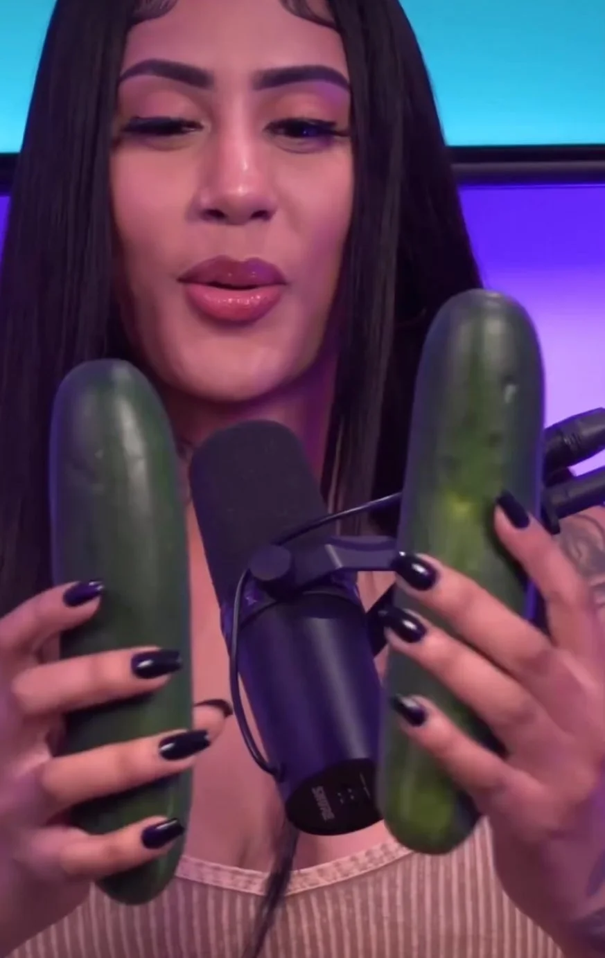 “They’re so BIG…” main image