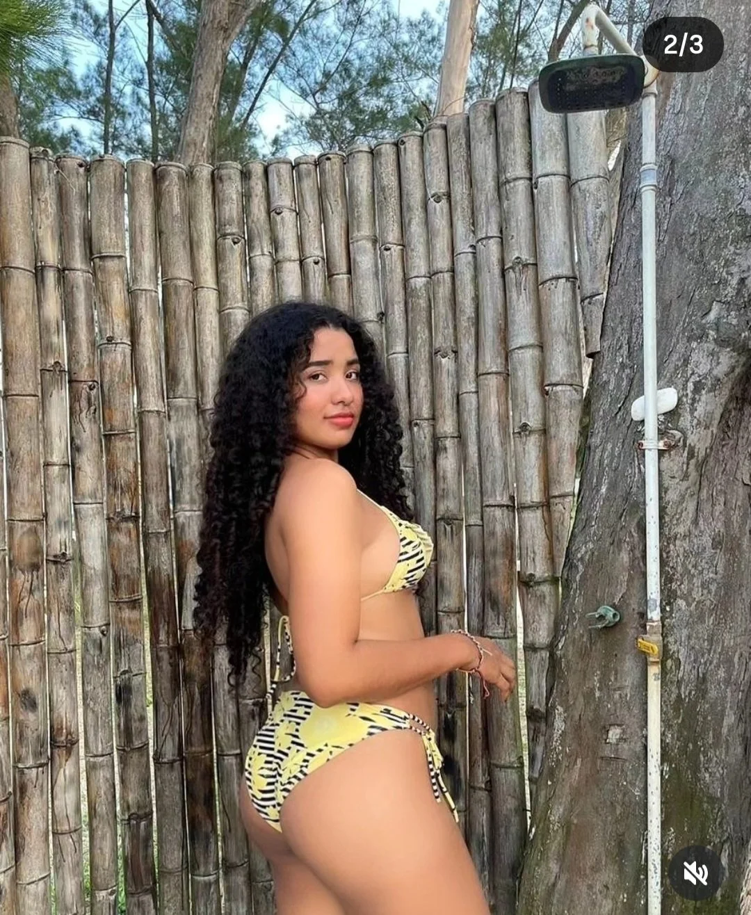 Una putita que le gusta exhibirse en redes para que todos la vean image 8