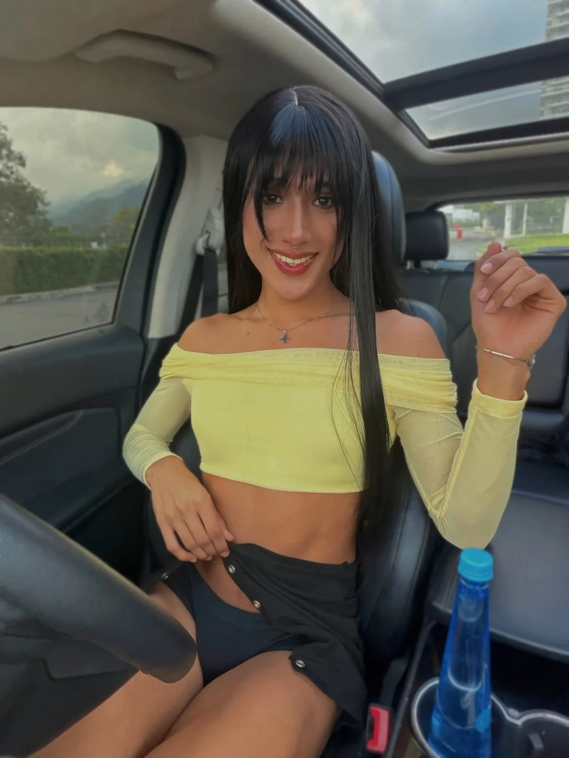 KIM REINA TRANS image 21