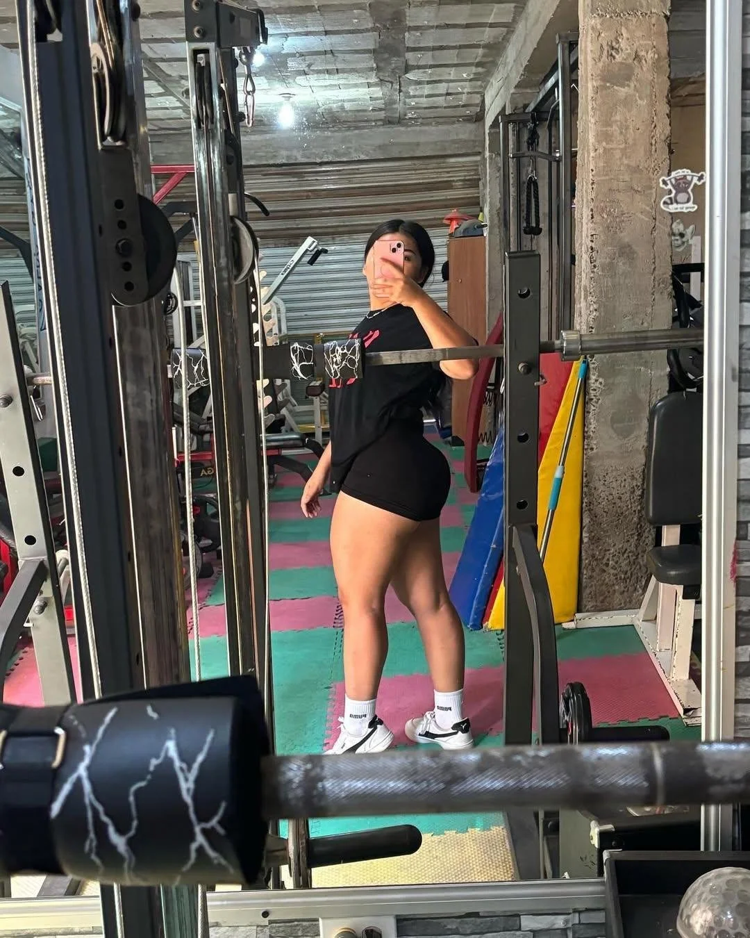 Putita de gymnasio image 6