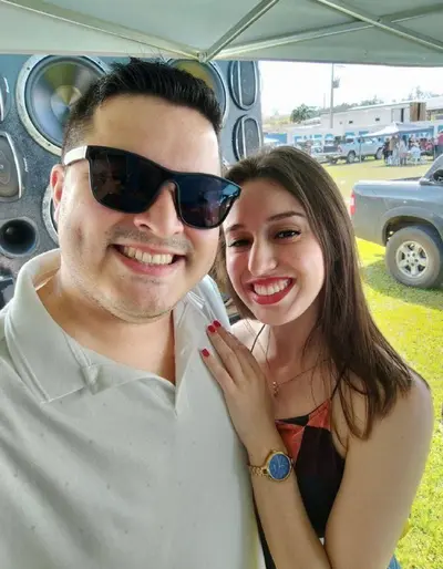 caiu na net casal amador, gordinho botou a safada pra mamar a pica filmou tudo e vazou na internet cover image