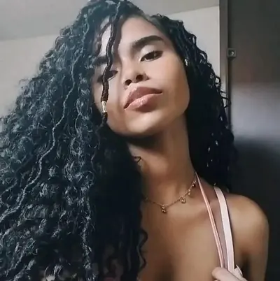 Lívia putinha gostosa de baixa renda( contribuição de um seguidor) cover image