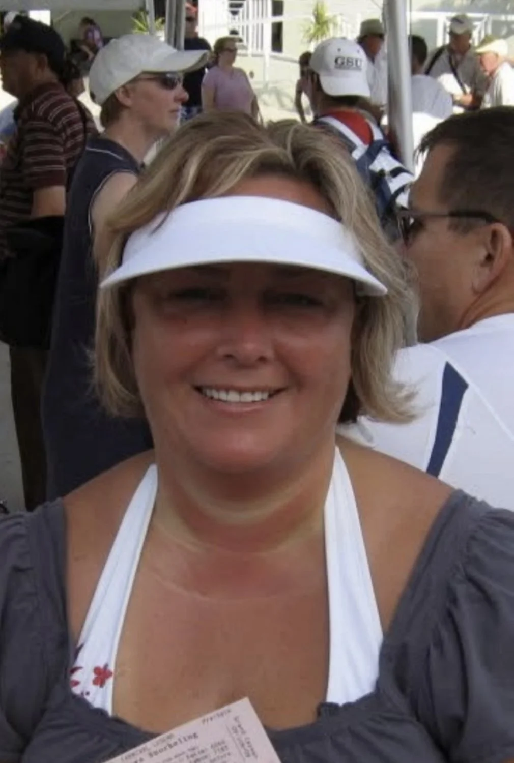 Tributes wanted by the Cum loving mom. main image